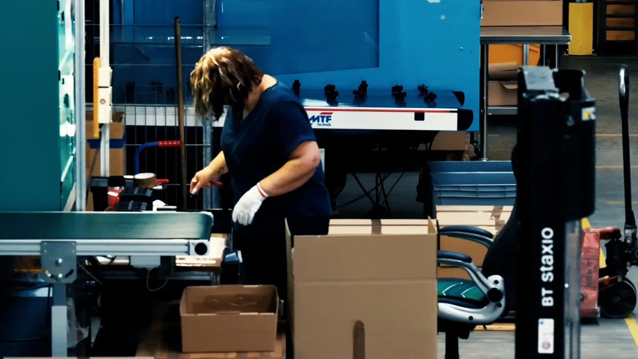febana mitarbeiterin verpackung